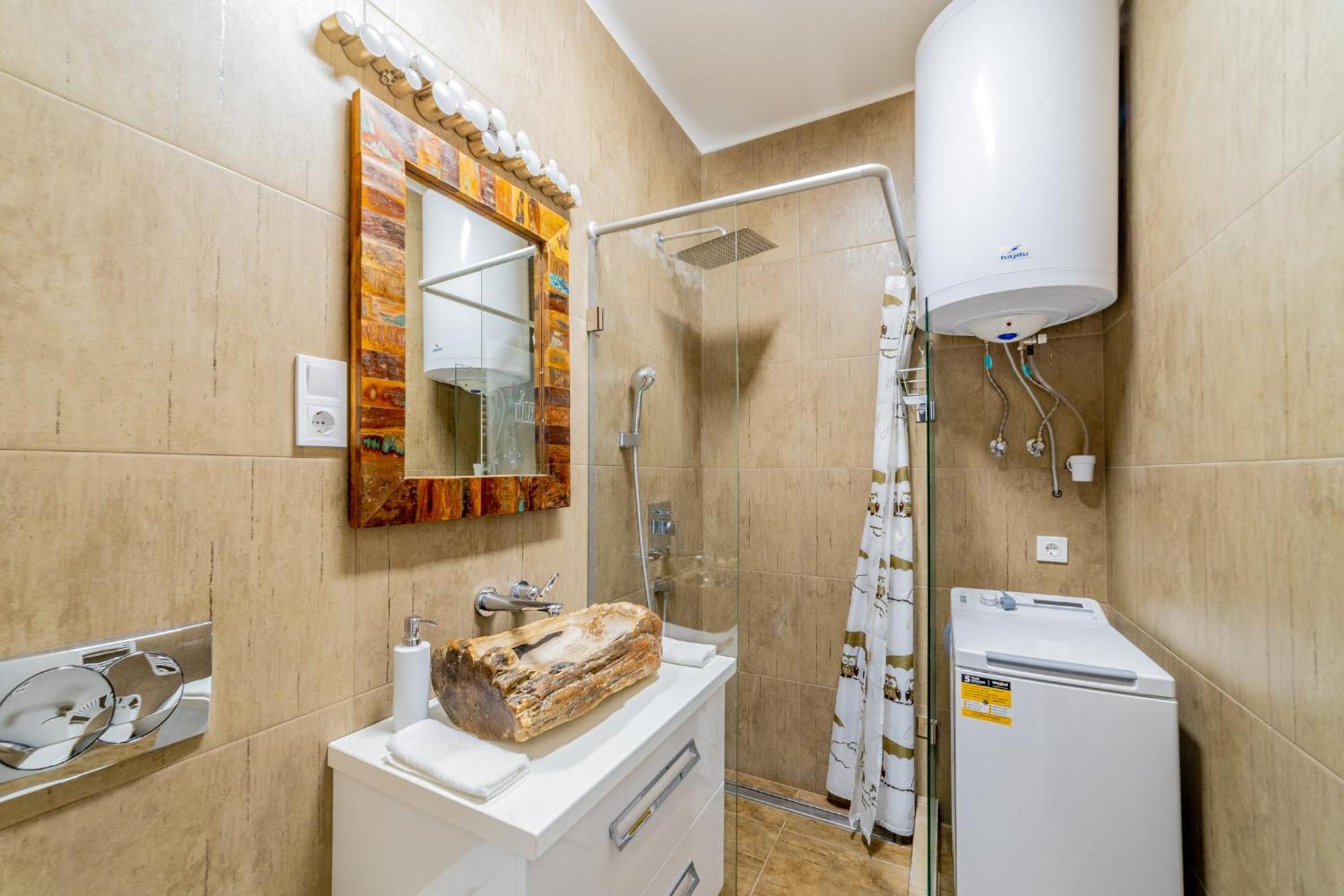 Cosy Castle Apartment Budapest Esterno foto